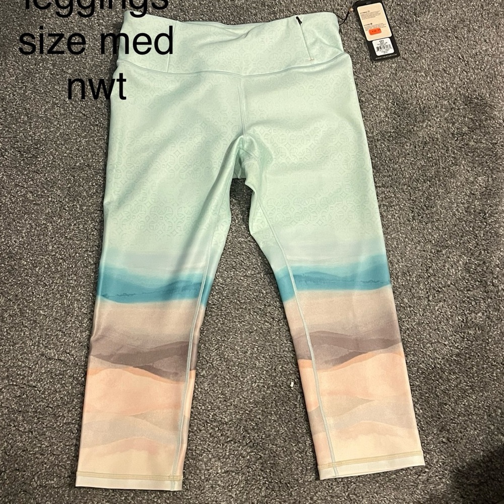 Women’s Calia Crop Leggings new with tags